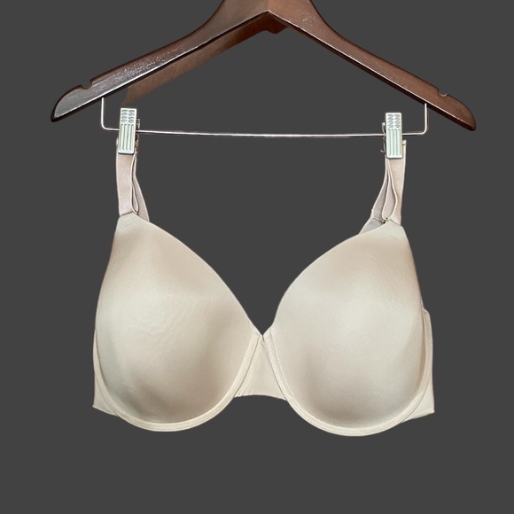 Soma Other - Soma Vanishing 360 Perfect Coverage Bra 38DDD Beige Color w Gold Accents Lovely!
